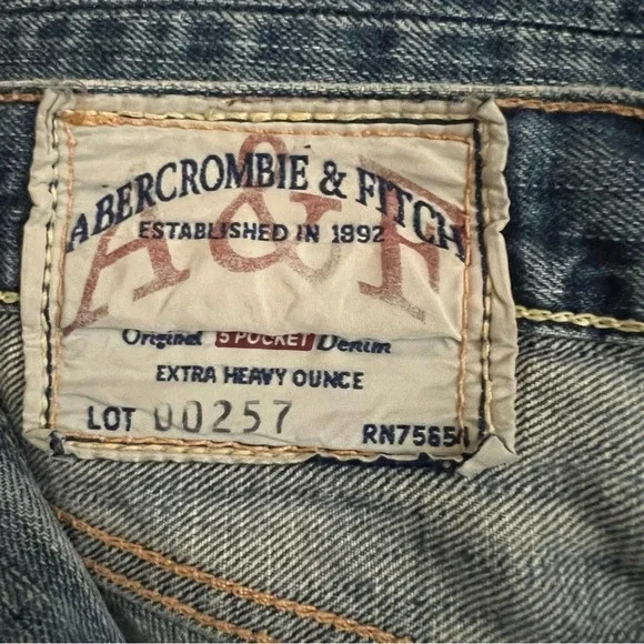 Abercrombie & Fitch Men’s ‘Remsen’ Low Rise Straight Leg Jeans 31x32 - Picture 12 of 14
